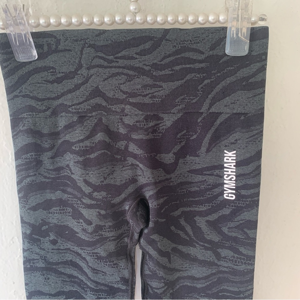 Gymshark Adapt Animal Seamless Leggings - Picture 6 of 11